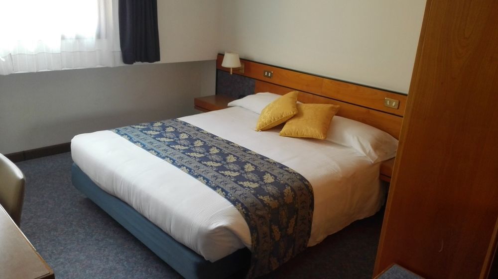 Albergo Delle Alpi Belluno Eksteriør billede